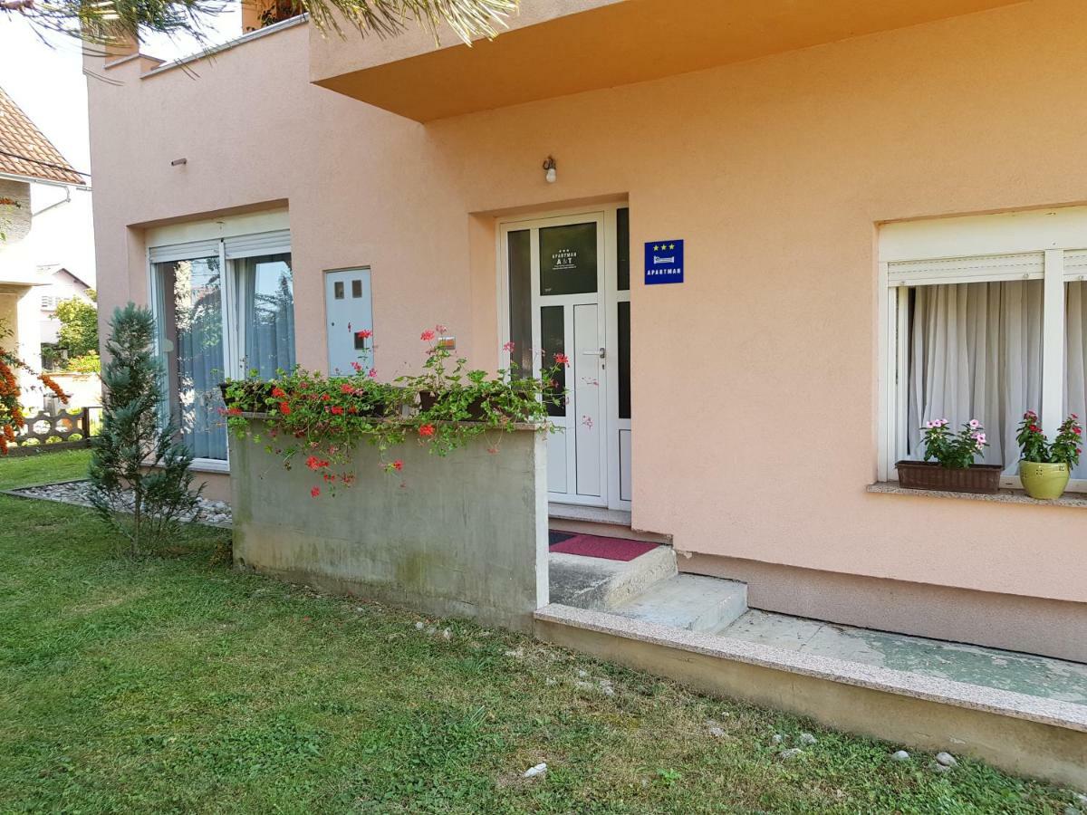 A&T Apartment Zaprešić 外观 照片